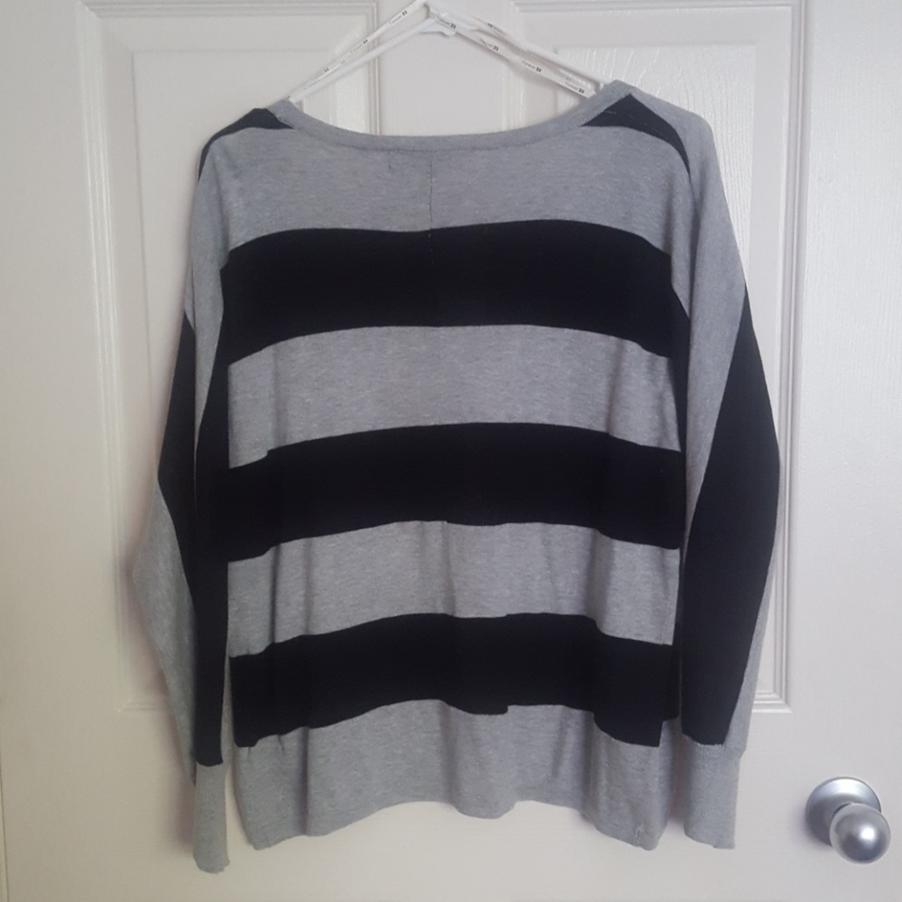 Sweater - Picture 2 of 3